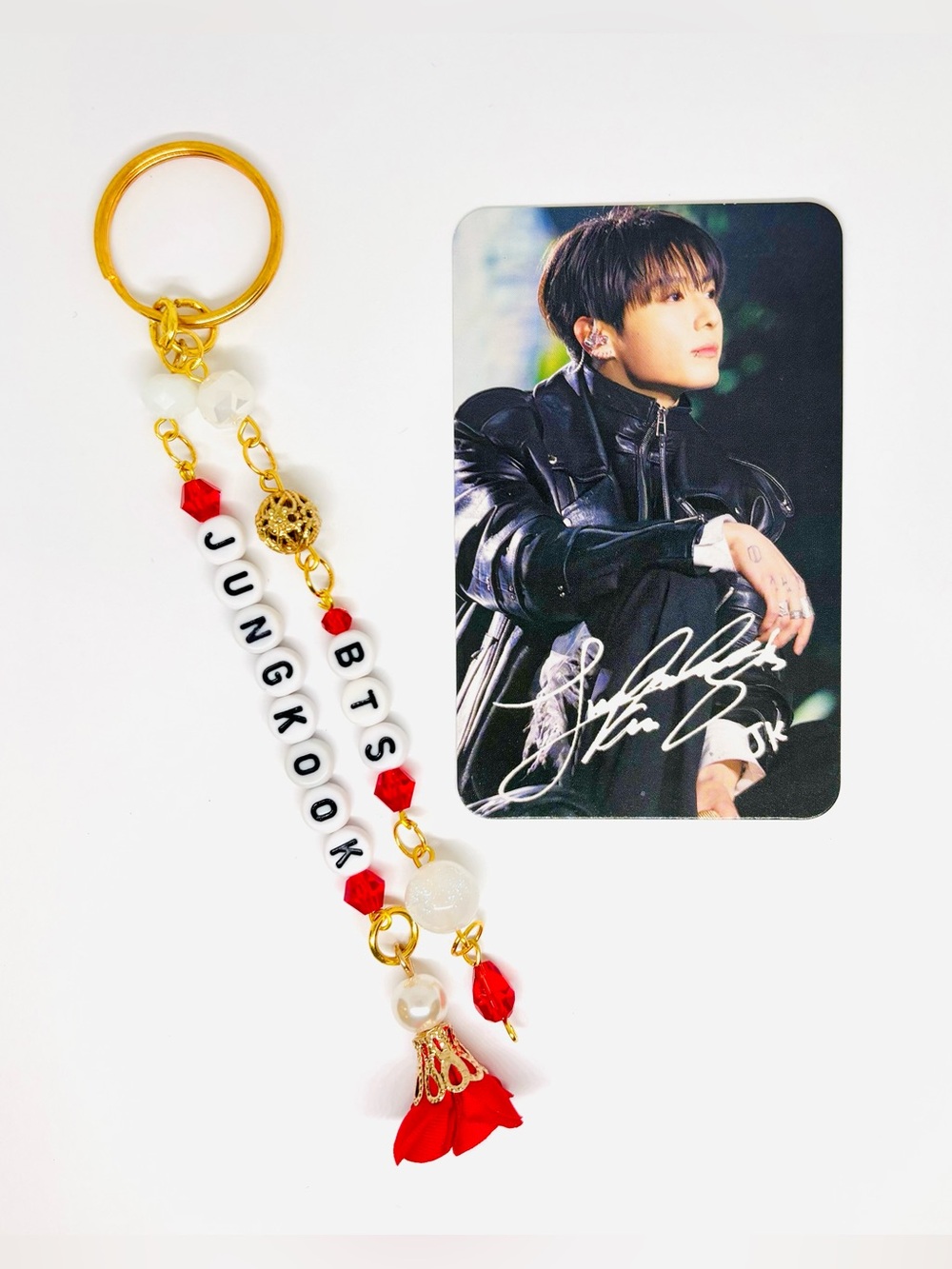 (2pcs) BTS JUNGKOOK BIAS GOLD KEYCHAIN WITH PHOTOCARD